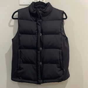 Vintage GAP Womens Black Down Feather Puffer Vest Size M Ribbed Sides & Pockets